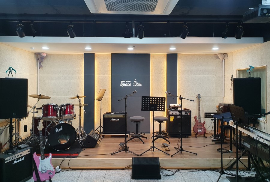 스페이스 블루 (음악연습실)